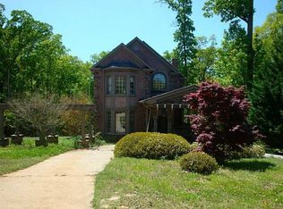 6376 Tuggle Dr, Buford, GA