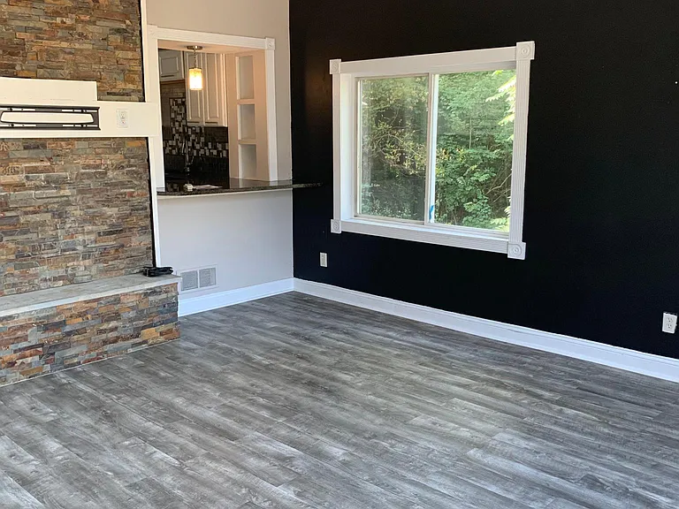 505 Tafel St — Photo 12