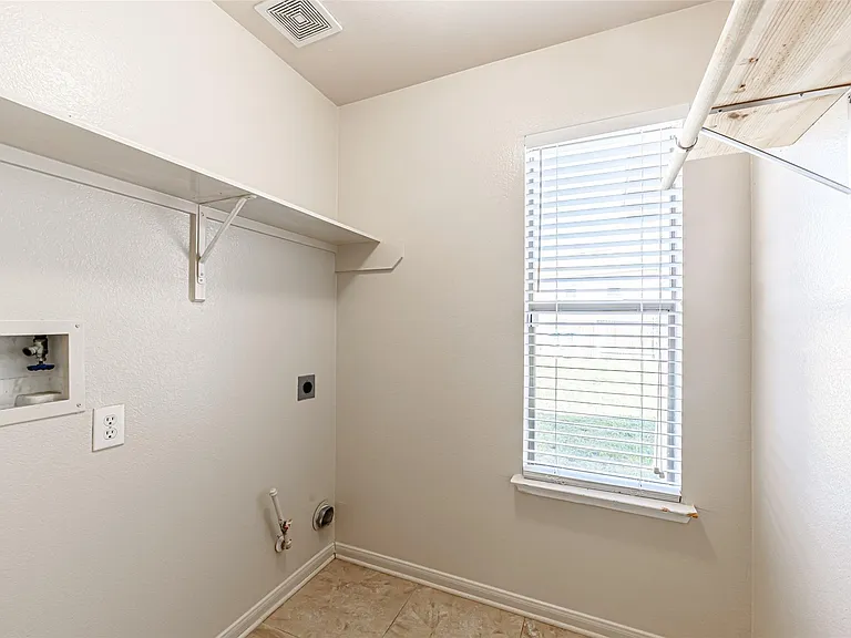 20926 Kenna Cove Ln — Photo 25