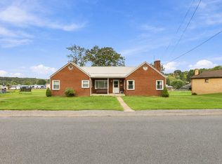 401 Dobson St, Windber, PA 15963