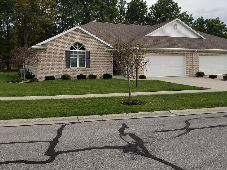 1st image of 623 Chinook Dr