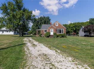9030 W 130th St, Strongsville, OH 44136