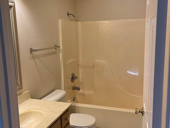 3rd image of 3851 Red Cardinal Dr NE