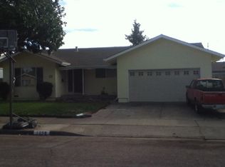 1258 Phyllis St, Santa Rosa, CA 95401