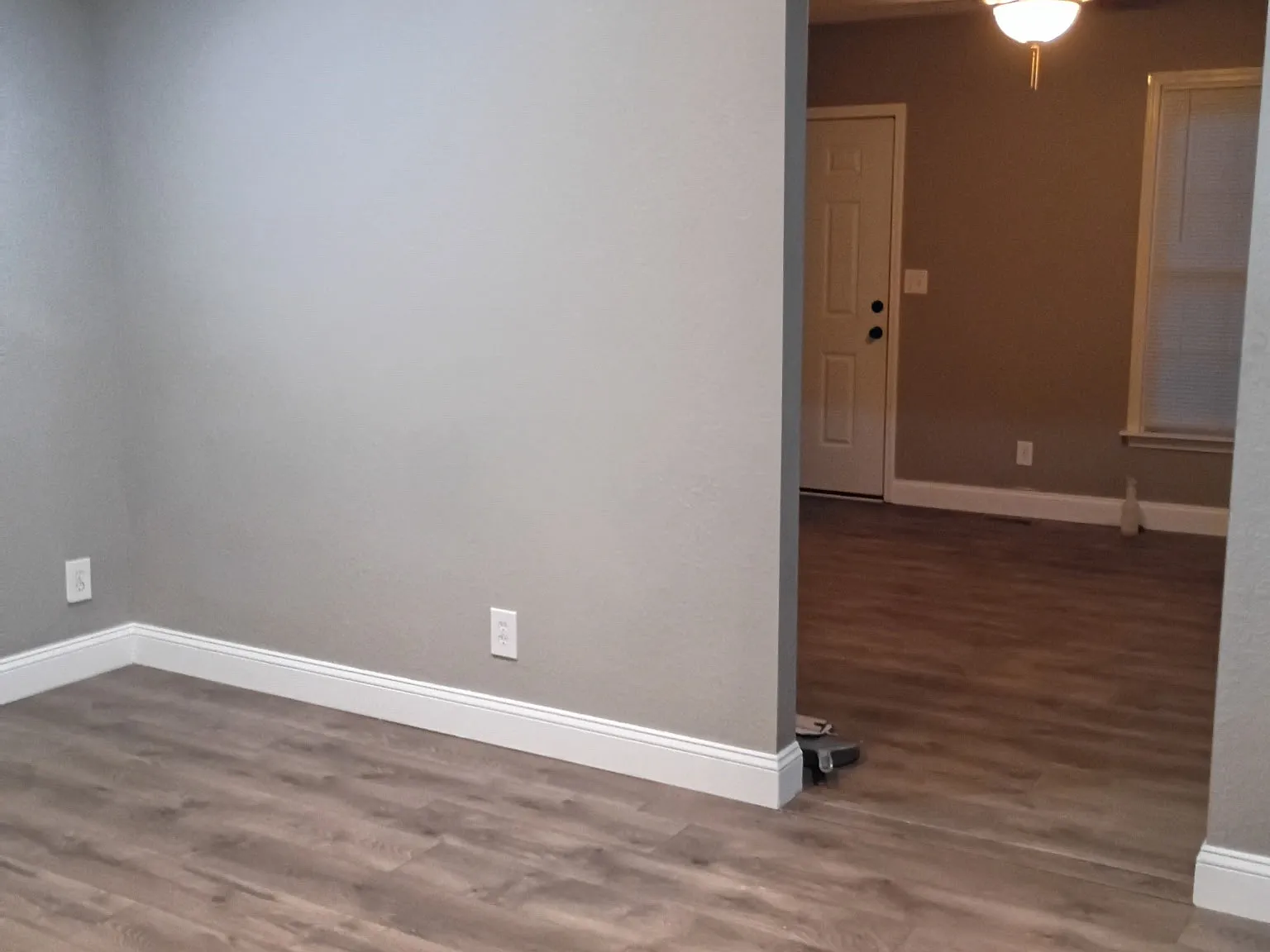 2 bed, 1000 sqft, $950 — Photo 3