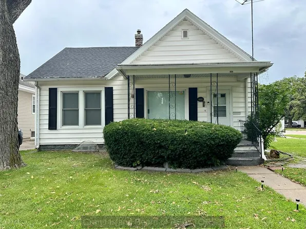 904 W 11th St, Grand Island, NE 68801