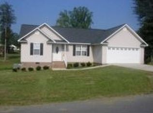 36 Gregory St, Boaz, AL 35957