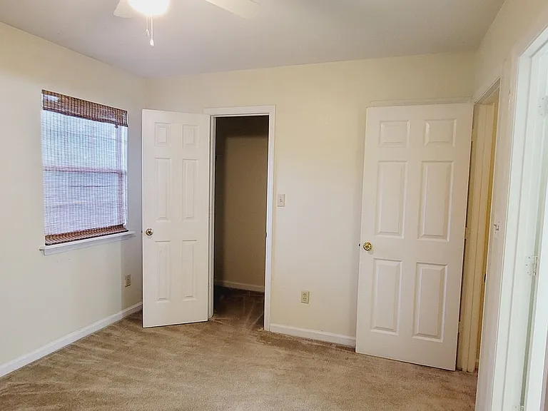 836B W Georgia St — Photo 16