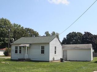 301 S Kouts St, Kouts, IN 46347