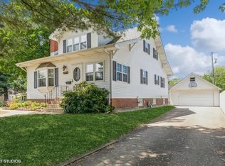 18330 Sherman St, Lansing, IL 60438