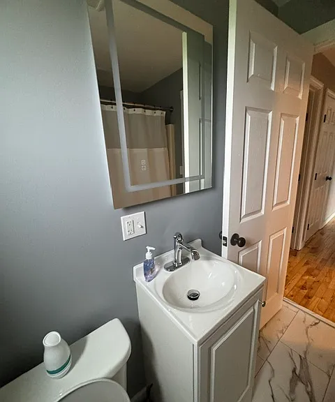 Bathroom 2