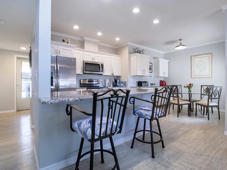 5920 Driftwood Ave — Photo 37