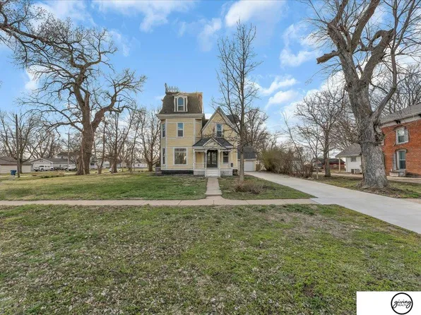 715 N 4th St, David City, NE 68632