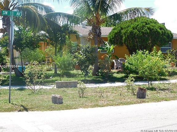 5th image of 1351 SW 11th Ave