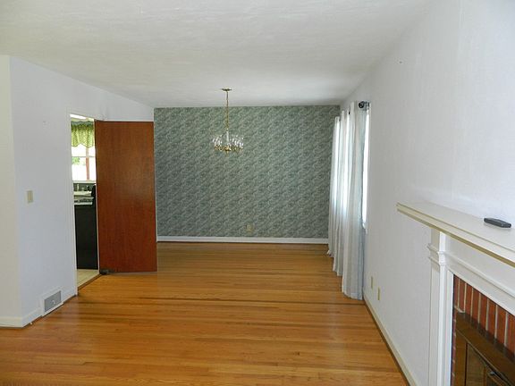2nd image of 305 Wassona Cir