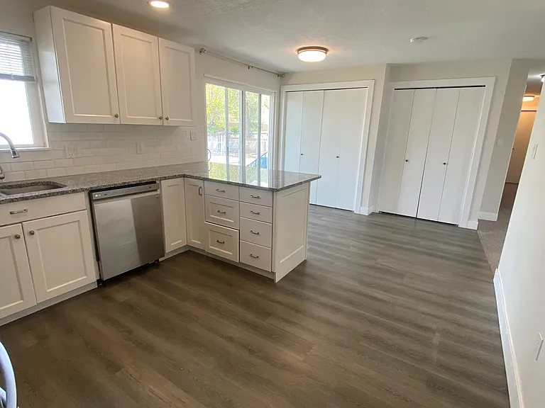 792 Shepard Ln #1 — Photo 14
