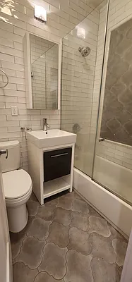 Rented by ONE Manhattan Real Estate | media 21