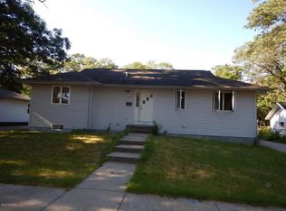 429 Adams Ave, Muskegon, MI 49442