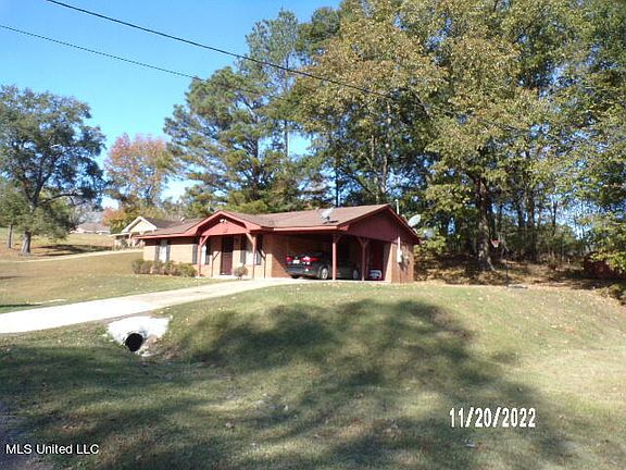 2nd image of 4705 Benard Dr