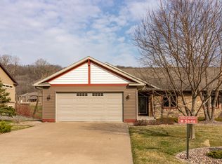 W5646 Stone Hill Rd, La Crosse, WI 54601