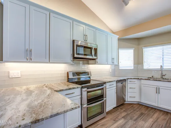 6302 W Del Rio Street, Chandler, AZ 85226