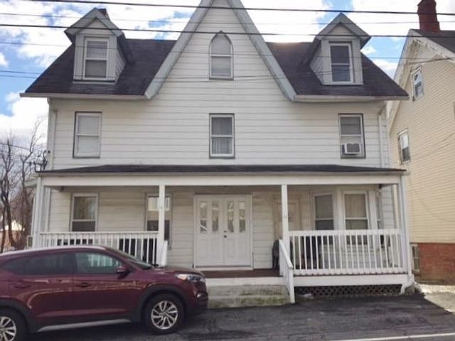1st image of 34 Tomkins Ave Floor 2