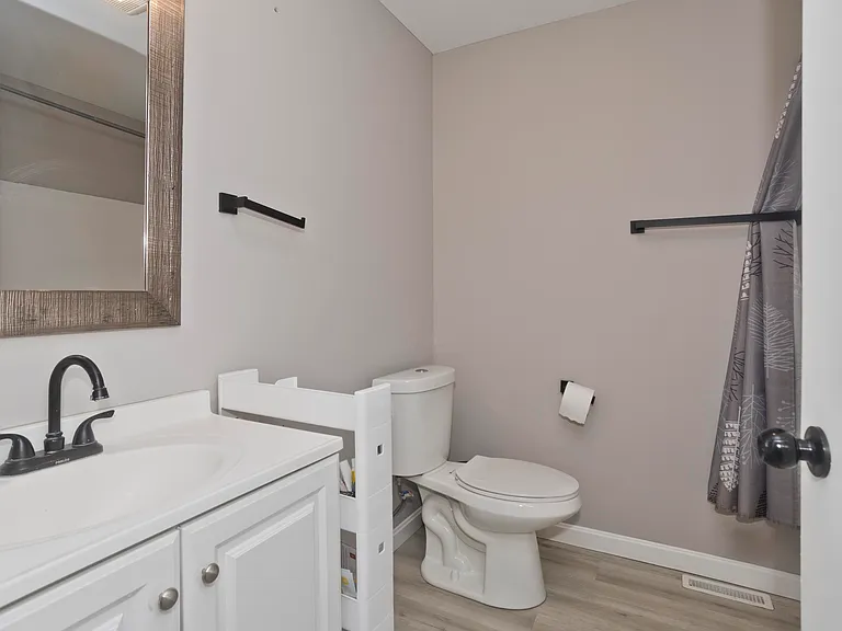 32 Clark St #34 — Photo 14