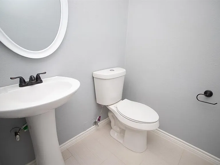 5821 Sunforest Dr — Photo 19