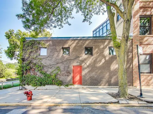 1776 W Winnemac Ave APT 100, Chicago, IL 60640