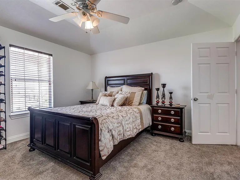 8 Cypress Point Ct — Photo 11