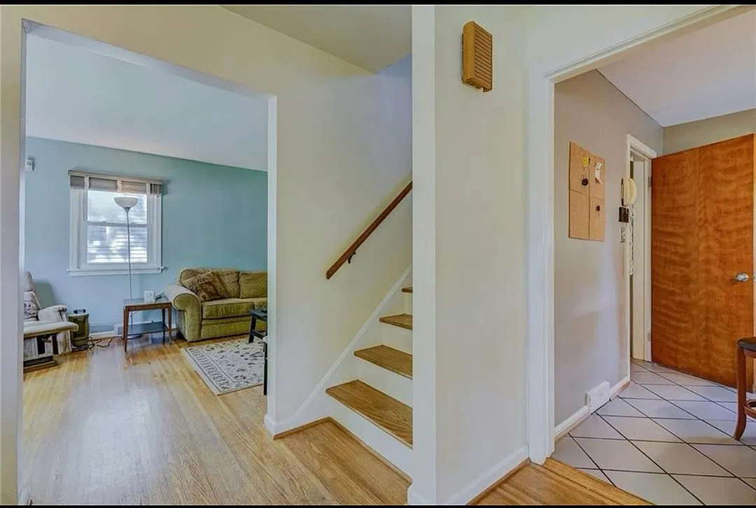 3 bed, 1350 sqft, $2,350 — Photo 4
