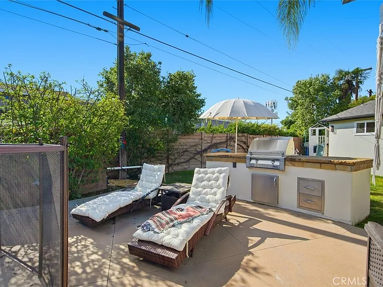 6443 Gross Ave — Photo 36