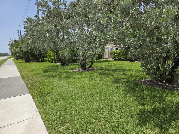 4225 N Highway A1a APT 18, Hutchinson Island, FL 34949