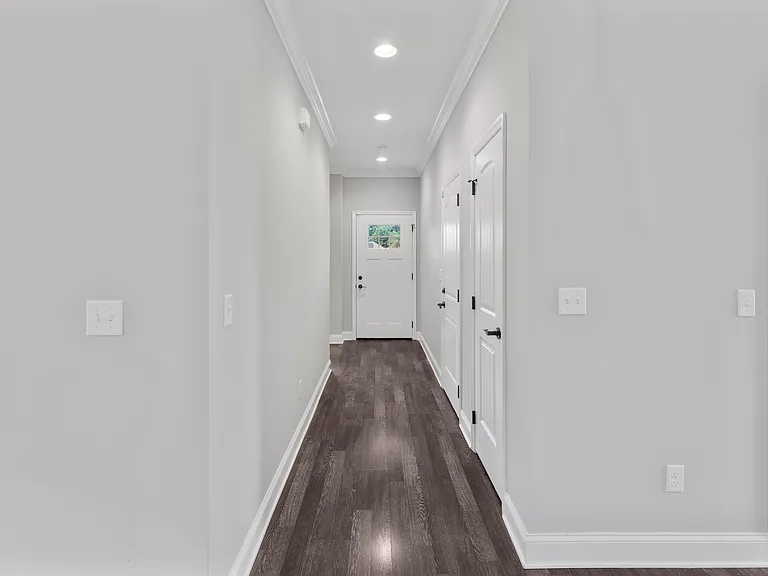 1610 Southern Heights Cir SE — Photo 13