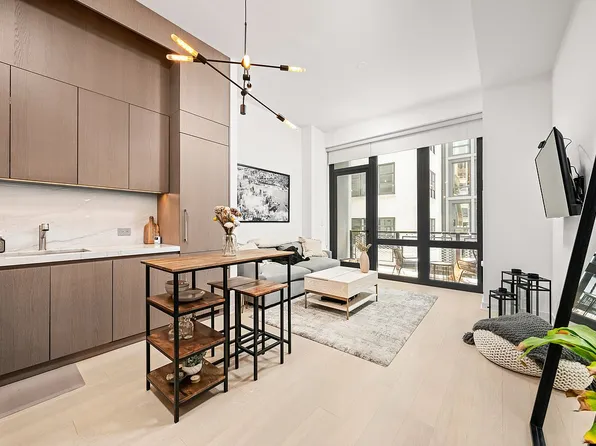 77 Charlton St #N5e, New York, NY 10014