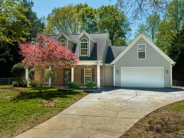 2675 Gradys Ground Dr, Mc Connells, SC 29726