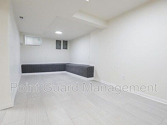 2nd image of 3004 Marcy St