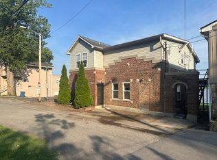 2901 Waldoah Beach Rd, Louisville, KY 40207