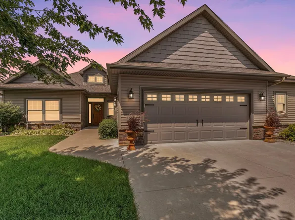 1245 Willow Pond Dr, Waite Park, MN 56387