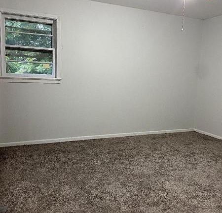 3rd image of 139 Norwood St