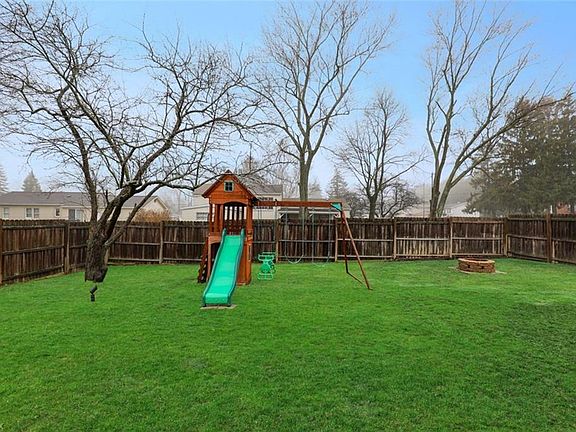 5th image of 4341 Maureen Dr