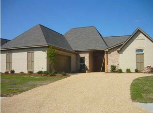 179 Amethyst Ln, Brandon, MS 39047