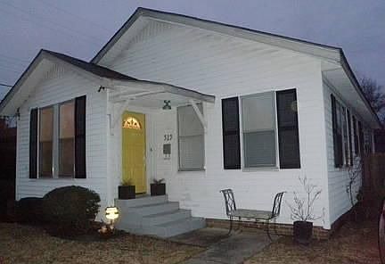 1st image of 519 W 28th St
