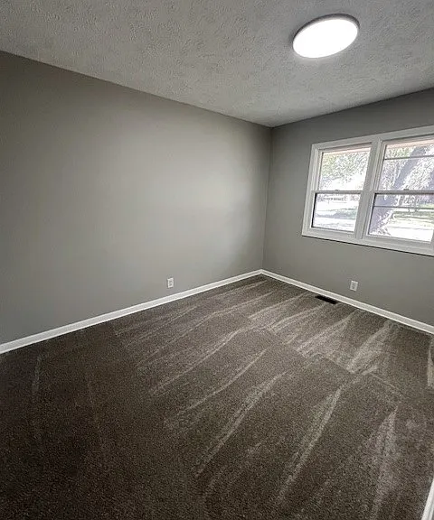 5240 Colby St — Photo 9