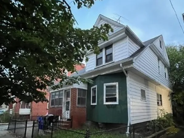 2016 E 125th St, Cleveland, OH 44106