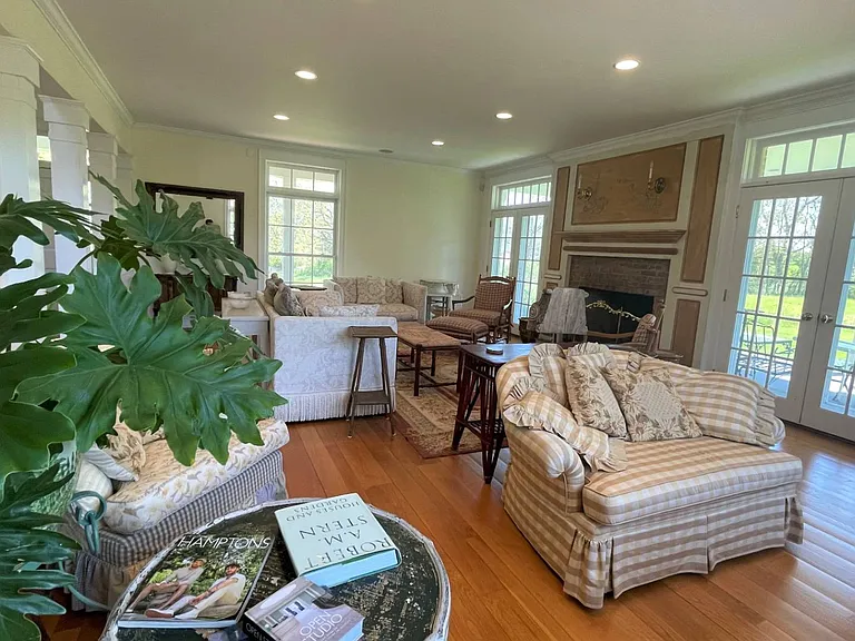 111 Cove Hollow Rd — Photo 10