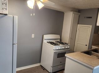 2618 G St, Omaha, NE 68107