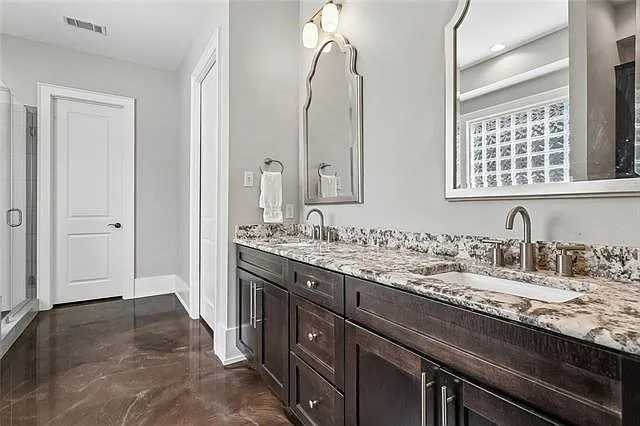 725 S Corniche Du Lac — Photo 15