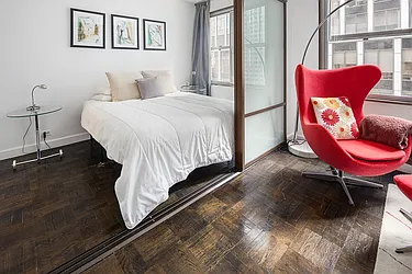 Rented by R New York