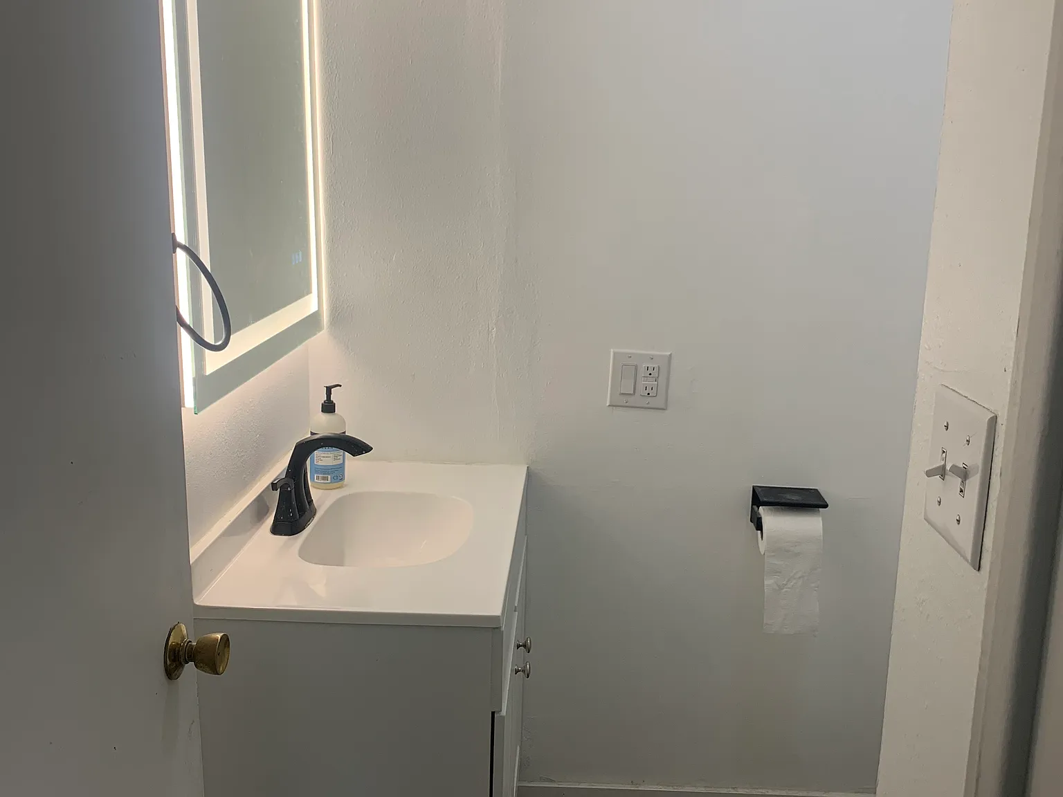 804 W 4050 S — Photo 3